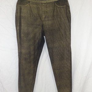 Style and Co./L/Gold and Black